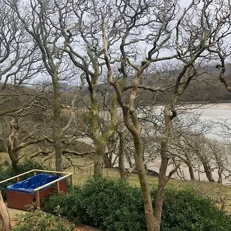 Waterside Cader Cabin With Hot Tub Barmouth Exterior photo